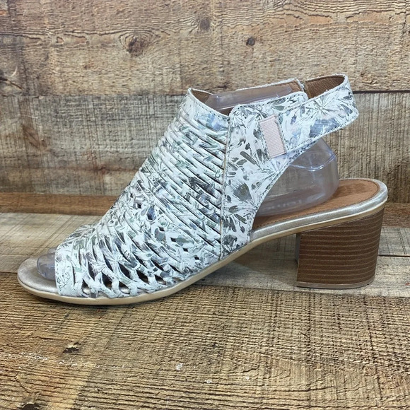 Remonte Sandals Women Size 41 US 10 10.5 Cream Green Leather Perforated Metallic - Picture 8 of 16